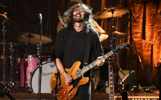 Dave Grohl To Write Short Stories While Distancing Socially