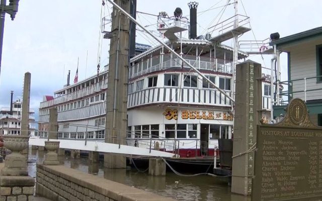 Belle of Louisville Transforming Into a Pirate Ship for Specialty Ohio River Cruises