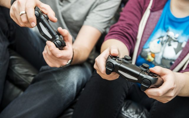 You and a Friend Could Earn $2K for Playing Video Games Together
