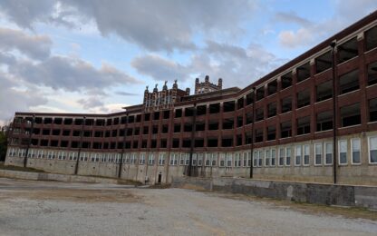 The Most Popular Haunted Tourist Destinations In The U.S.