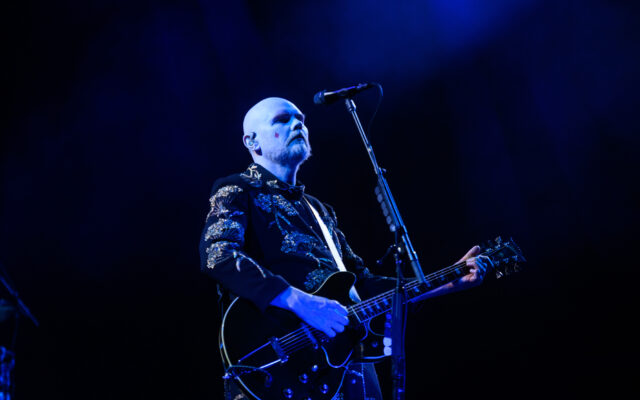 Billy Corgan Shows Off New Look