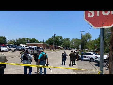 19 Students, 3 Adults Dead After Shooting At Texas Elementary School