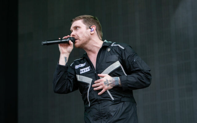 Brent Smith Breaks Up Fight At Show