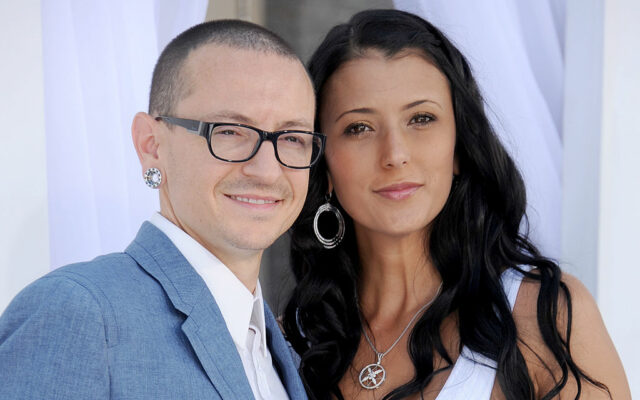 Chester Bennington’s Widow Posts Tribute On 5-Year Anniversary Of His Death