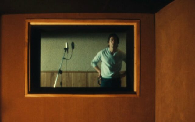 Video Alert: Arctic Monkeys – “There’d Better Be A Mirrorball”
