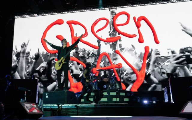 Green Day Covered Bowie, The Cure, Nirvana, and More for NYE