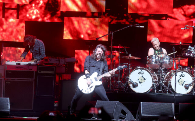 Watch Hayley Williams Join Foo Fighters For ‘My Hero’ Performance