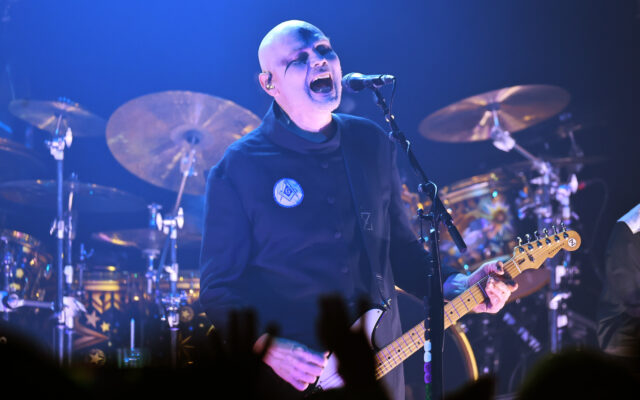 Wanted: New Guitarist For Smashing Pumpkins