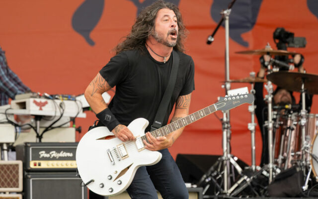 Foo Fighters Pull ‘Eruption’ Prank During Festival Set